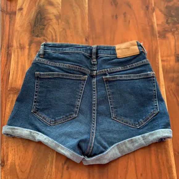 XS Zara short - Picture 2 of 3
